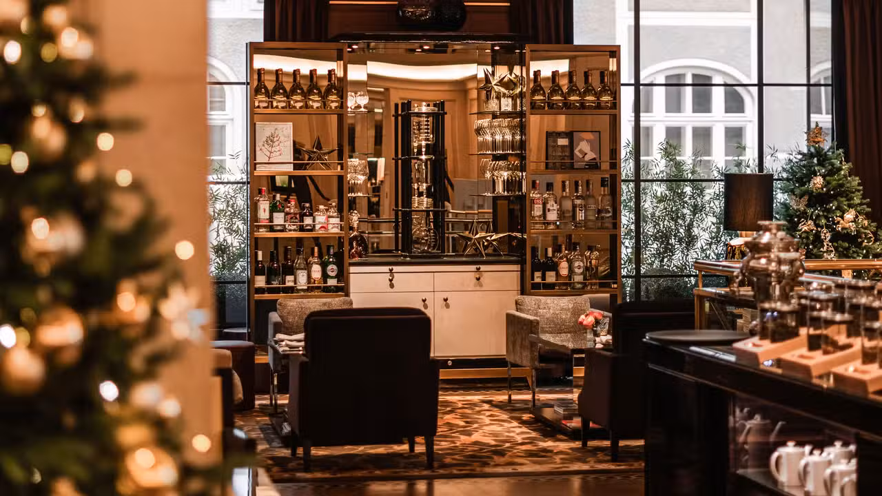Interior - The Gallery at Four Seasons Hotel Prague, Praha 1, Hlavni mesto Praha