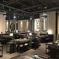 A photo of 青花驕 麻辣鍋 板橋縣民大道店 restaurant