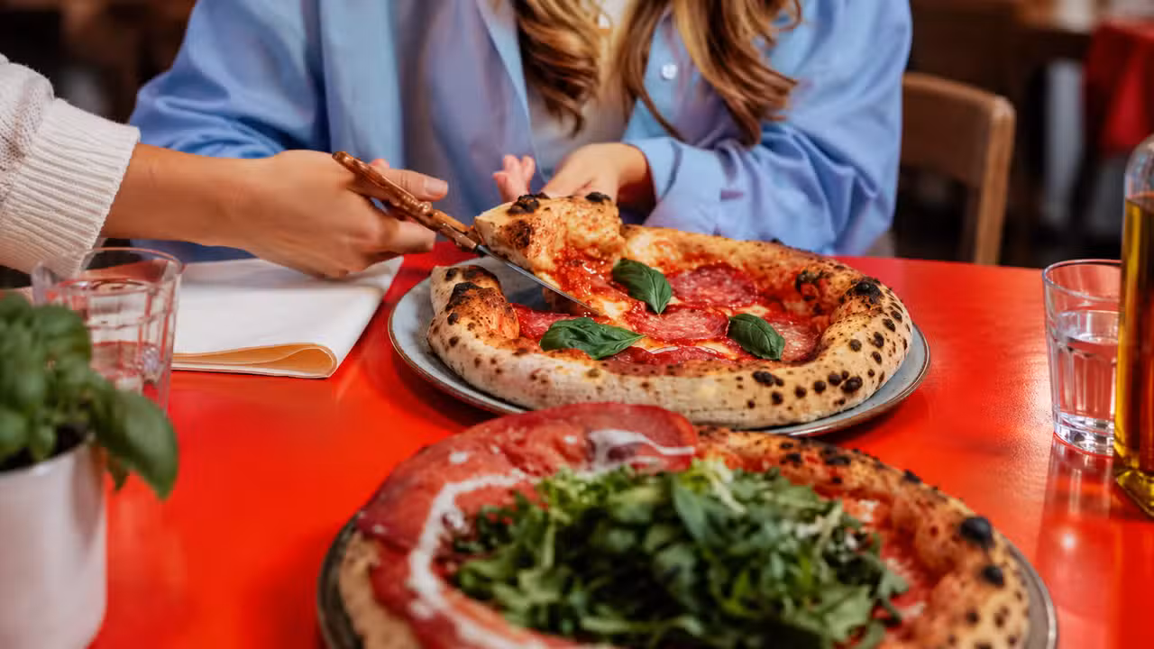 Eten - Aurora & Vito's Pizzeria, Düsseldorf, NW