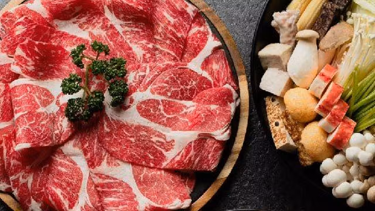 肉多多火鍋 新光天母店, Taipei City, TPE