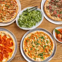 Una foto del restaurante Delucca Gaucho Pizza and Wine Plano