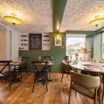 A photo of Graze N Grape restaurant