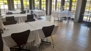 A photo of Strada Bar and Lounge restaurant
