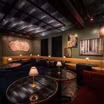 Una foto del restaurante Redbird - Los Angeles
