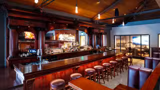 A photo of Eight North restaurant