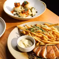 A photo of Canard - Oregon City restaurant